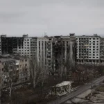 La Guerra Sin Fin en el Corazón de Europa: Análisis Impecable del Conflicto entre Ucrania y Rusia en el Resumen de 2025.