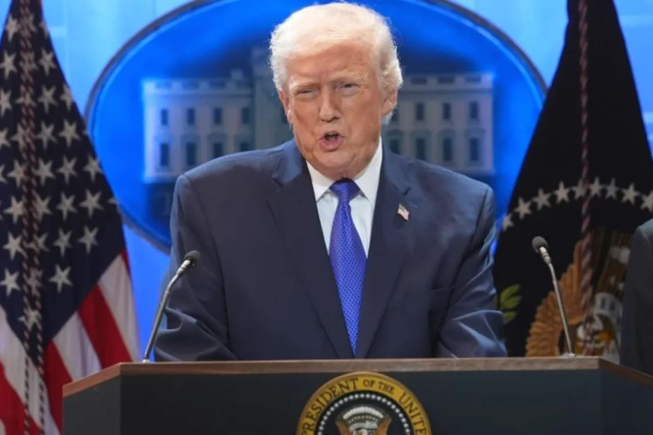 Implementará Trump un arancel global del 10% mediante orden ejecutiva